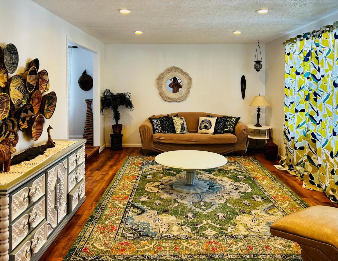 Experience Nirvana With Artwork Collections From Around The Globe Located In Lakewood Neighborhood In Se Boise Next To A Park, Minutes From Bown Crossing And The Boise River, 10 Minutes To Downtown, 4 Beds, Sleeps 8, Pets Welcome In Large Fenced In Y エクステリア 写真