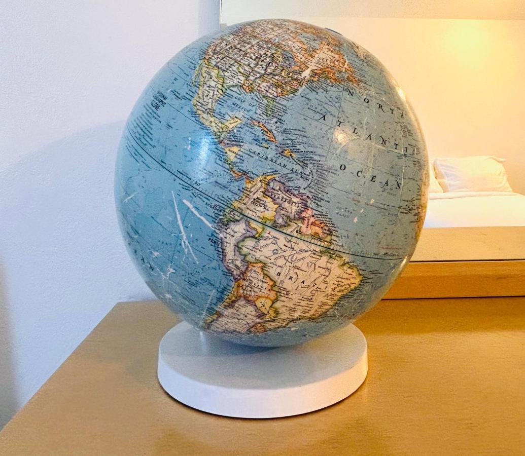 Experience Nirvana With Artwork Collections From Around The Globe Located In Lakewood Neighborhood In Se Boise Next To A Park, Minutes From Bown Crossing And The Boise River, 10 Minutes To Downtown, 4 Beds, Sleeps 8, Pets Welcome In Large Fenced In Y エクステリア 写真